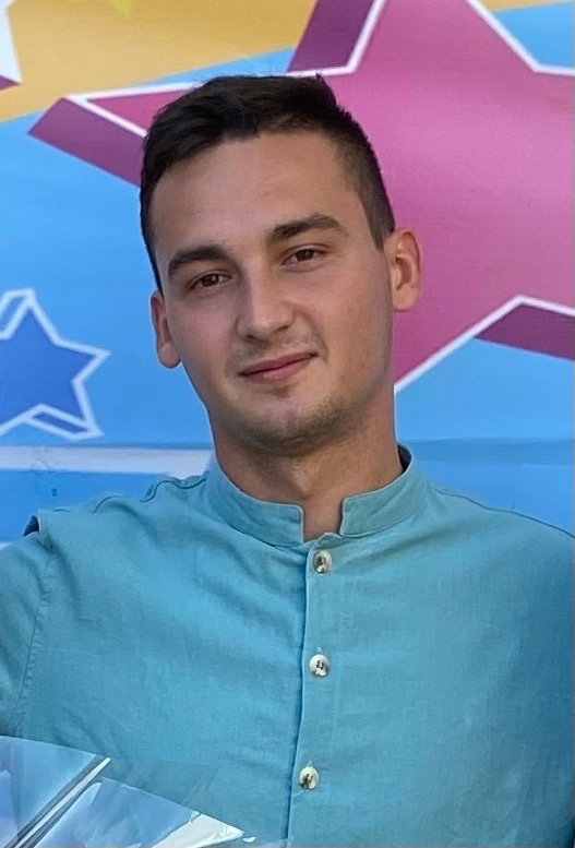 Чернов Алексей Евгеньевич.